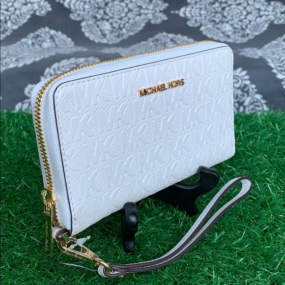 MICHAEL KORS JET SET TRAVEL LG FLAT MF PHN CASE - Picture 11 of 16